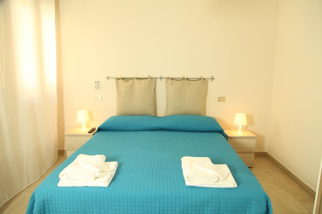 Apartamento Casa A Riba U Mari Riposto Habitación foto